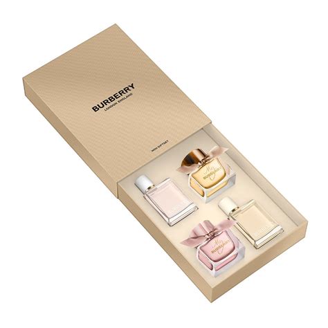 set nước hoa burberry mini|Set Nước Hoa Burberry Minisize 5ml x 4 chai .